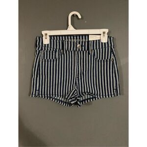American Eagle Next Level Stretch Hi Rise Pinstripe Shorts Size 4 NWT